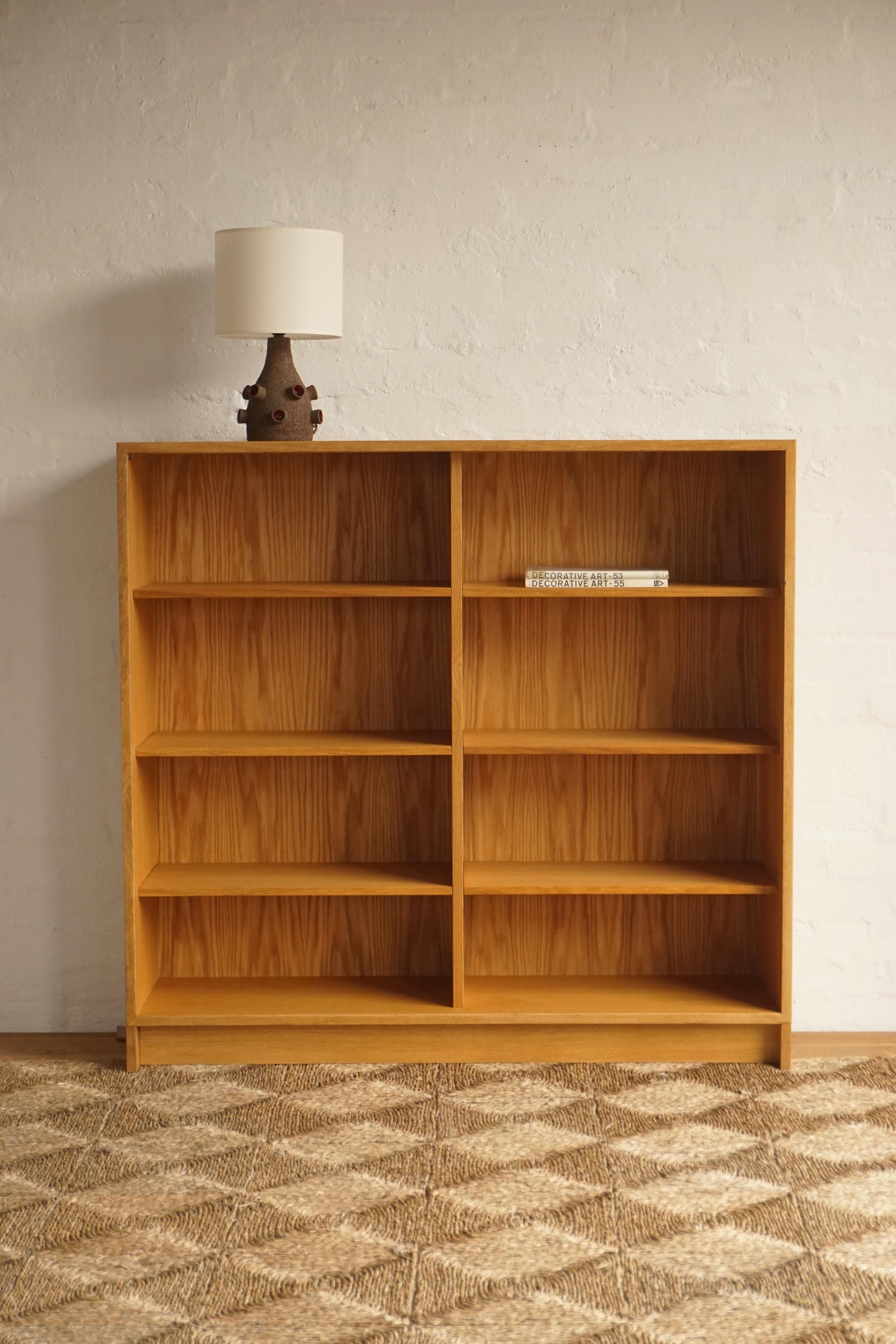 Oresund Tall Oak Bookcase- 36cm