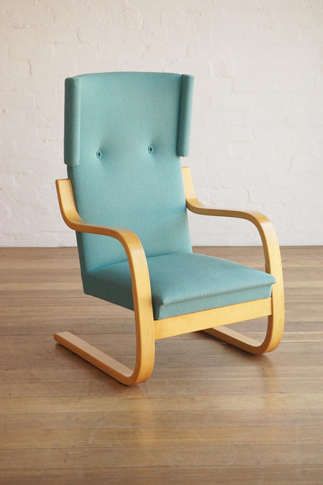 Alvar Aalto Lounge Chair