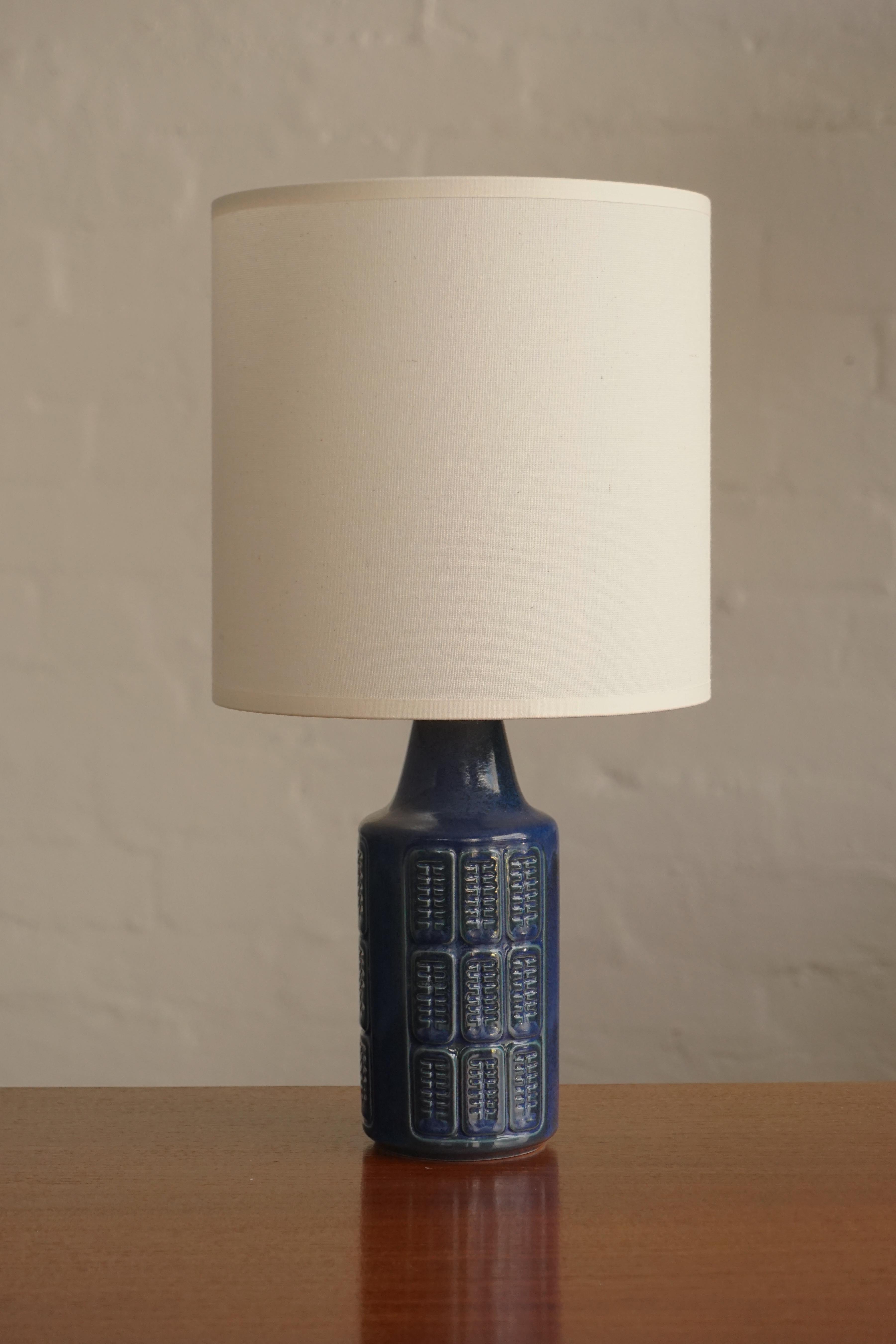 Petite Blue Soholm Lamp