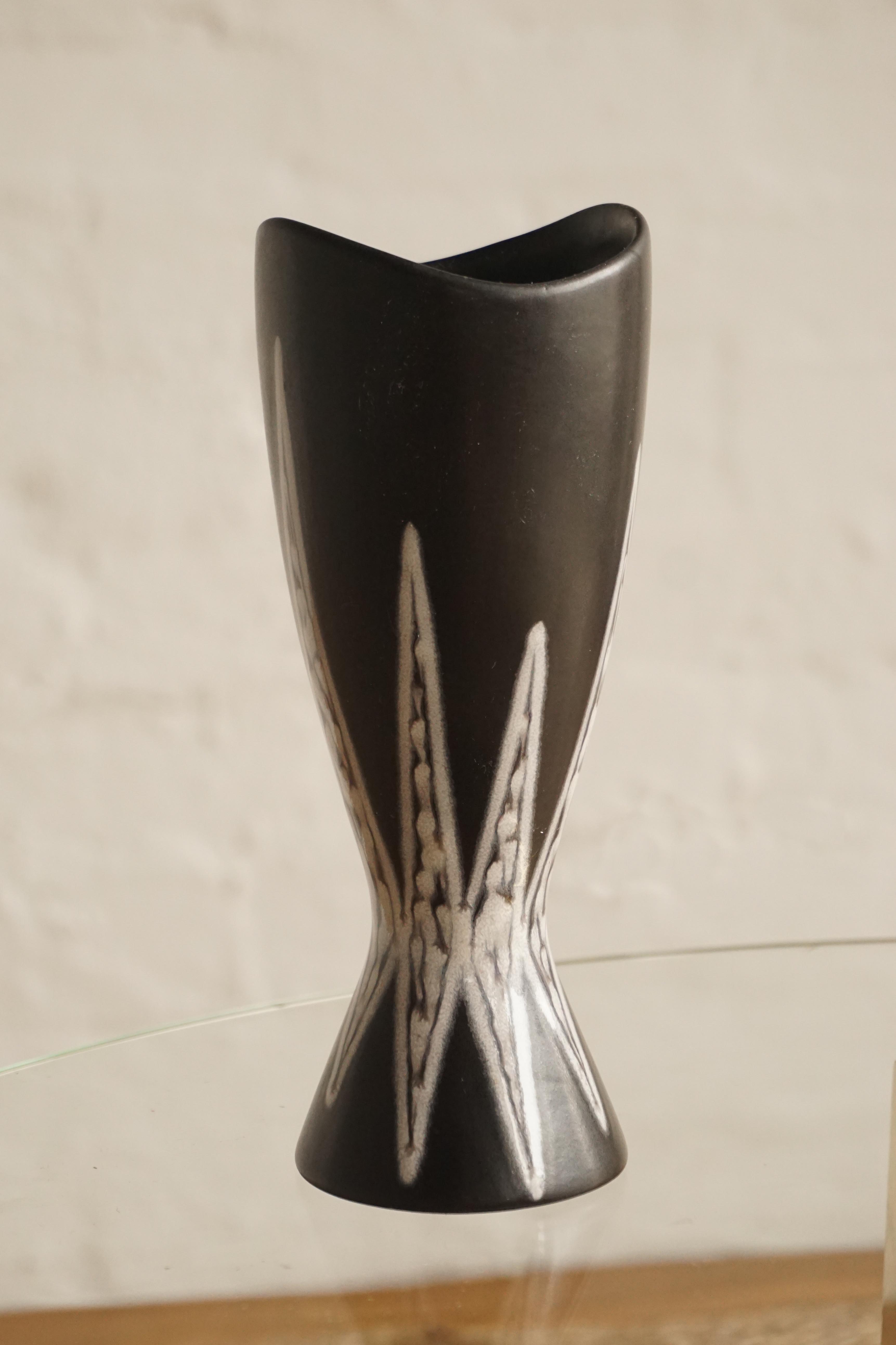 Soholm 'Burgundia' Vase