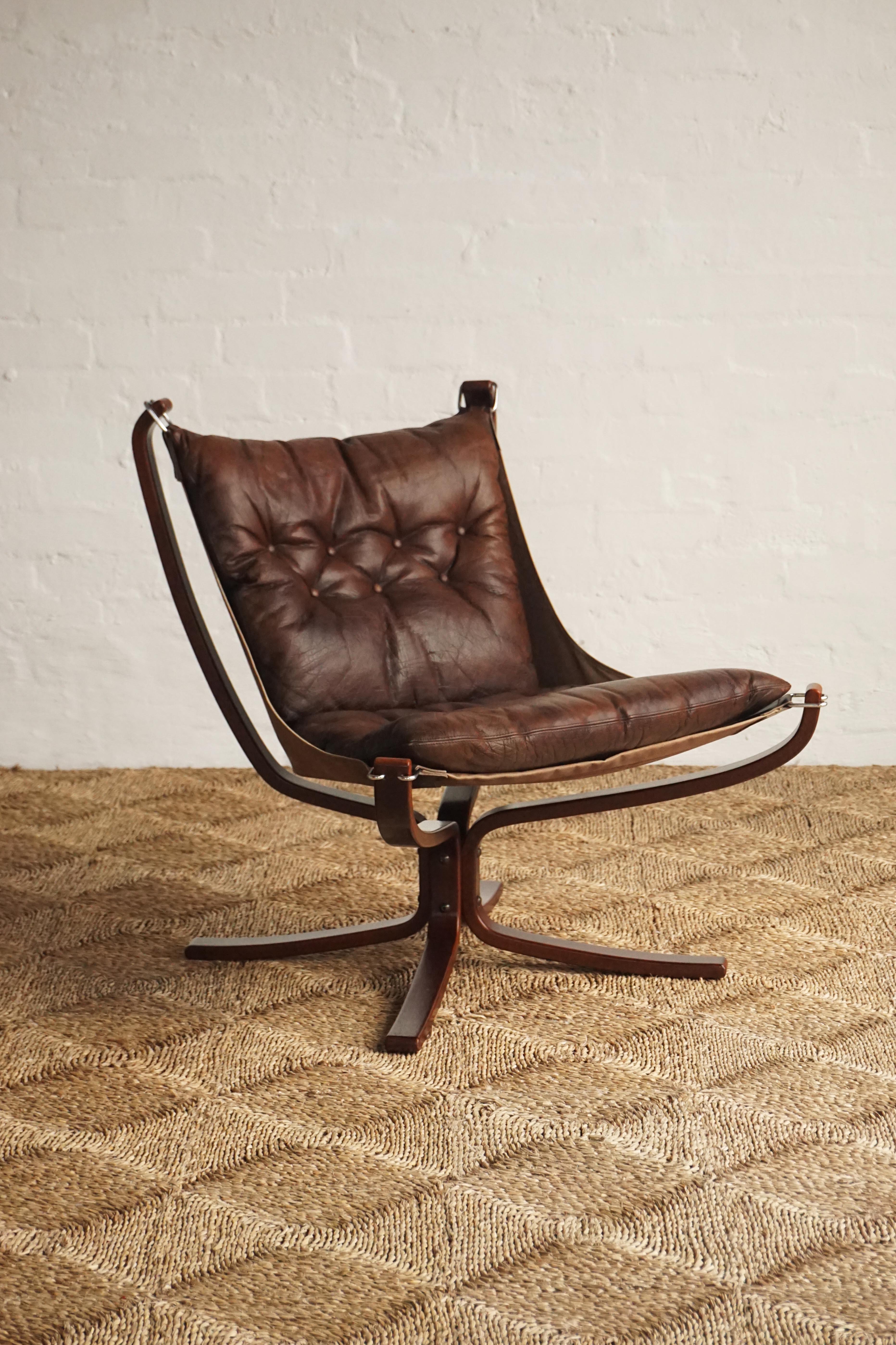 Falcon Chair