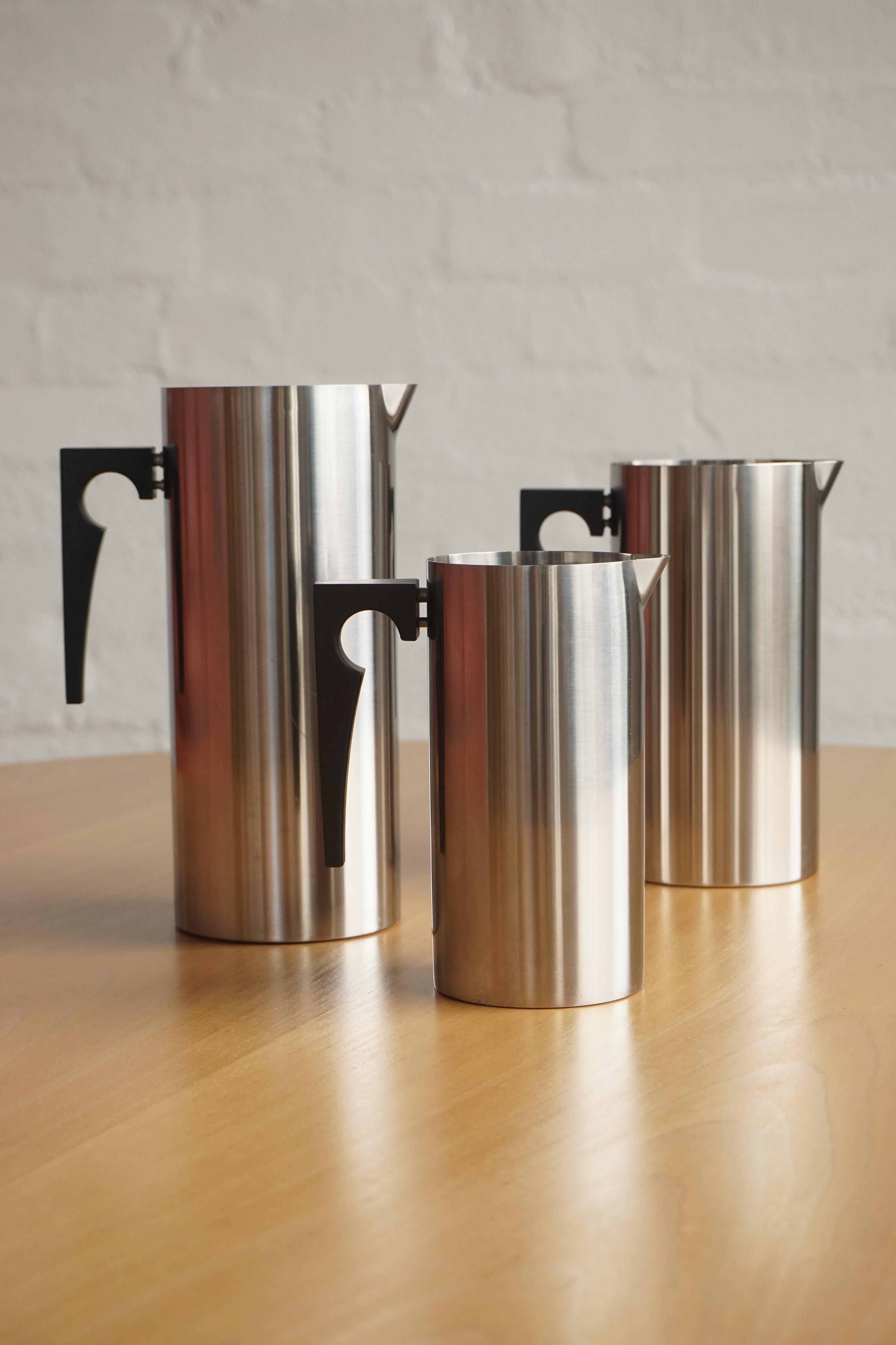 Stelton Water Jug w/ Ice Lip