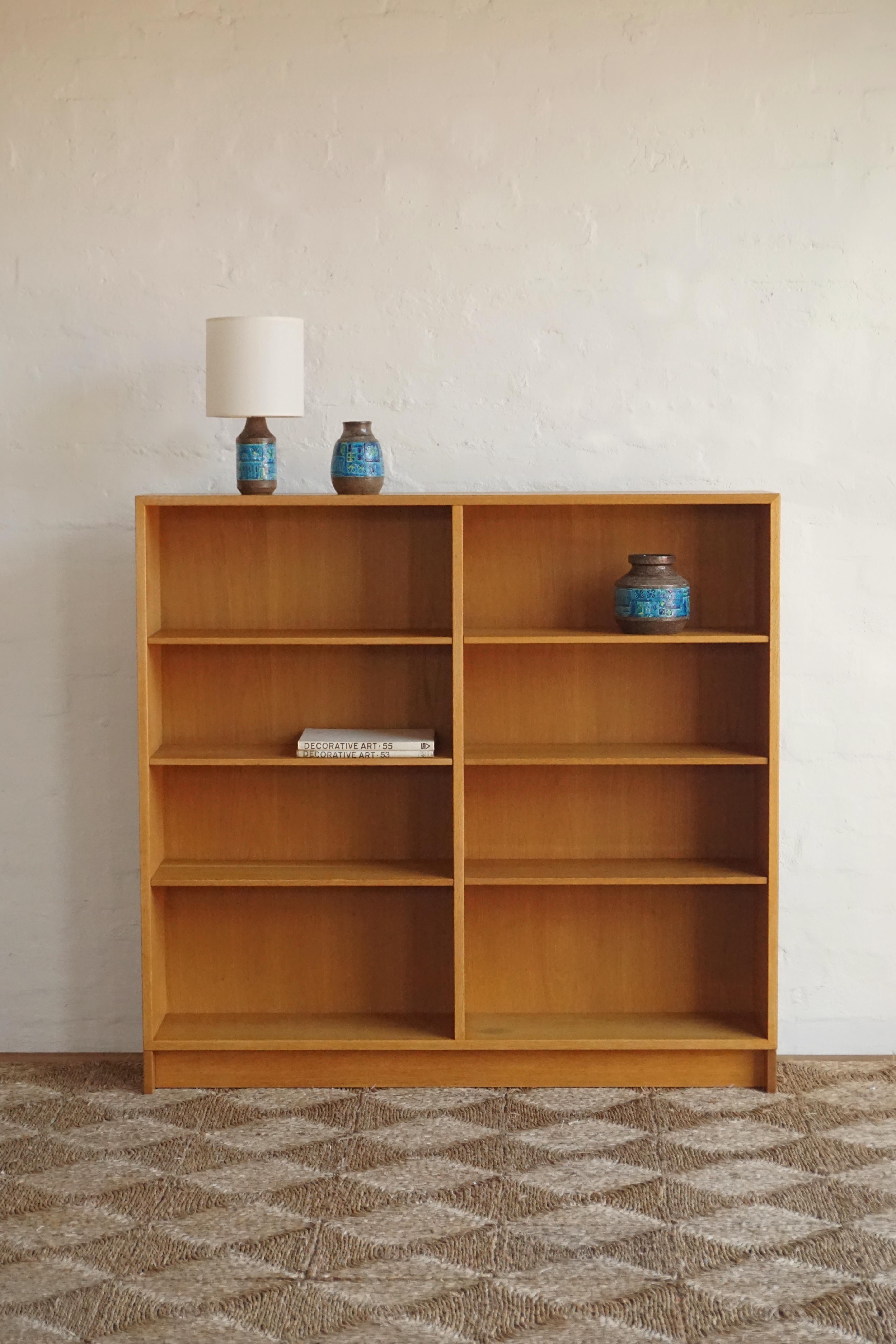 Oresund Tall Oak Bookcase- 36cm