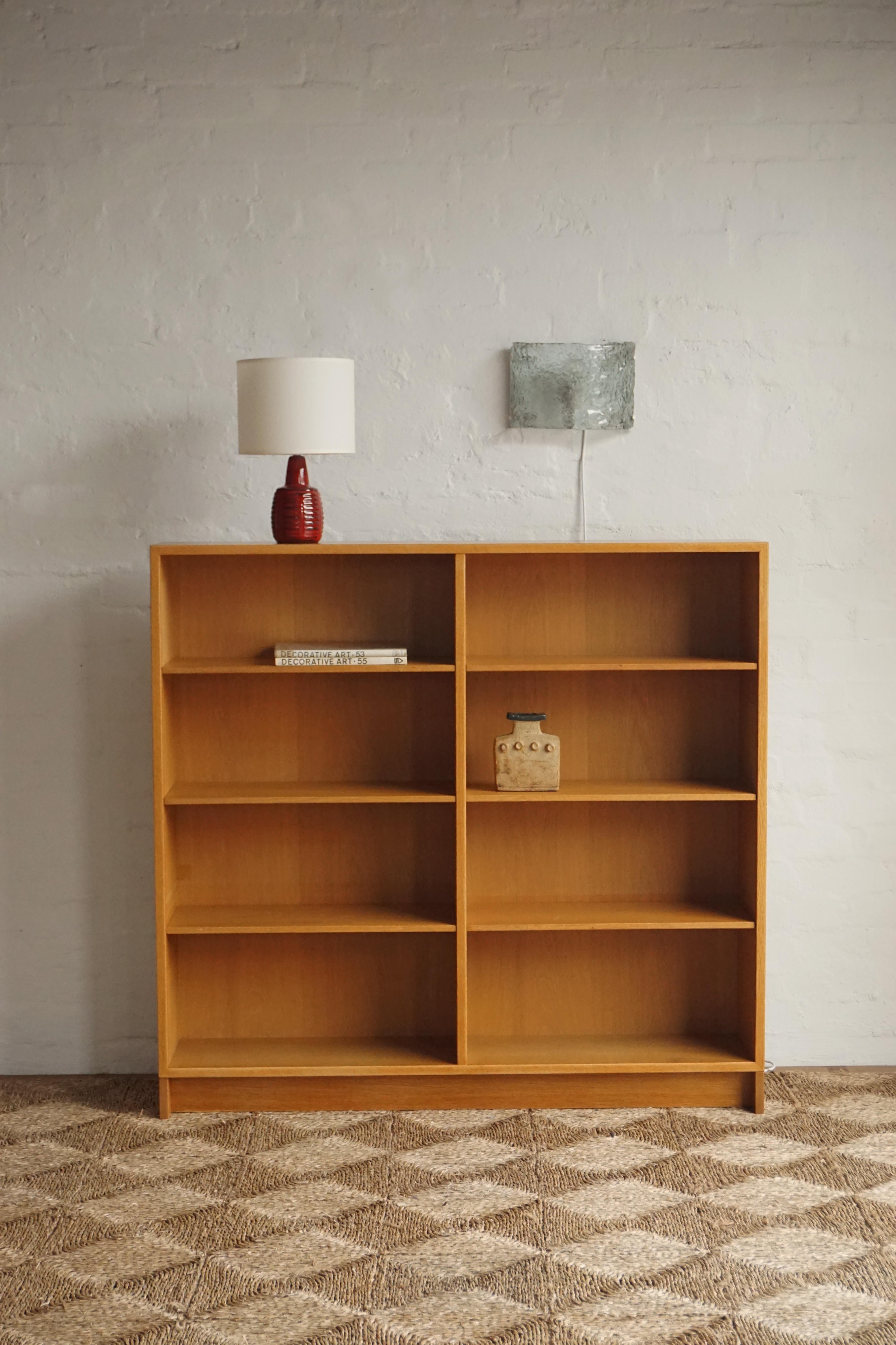 Oresund Tall Oak Bookcase- 26cm