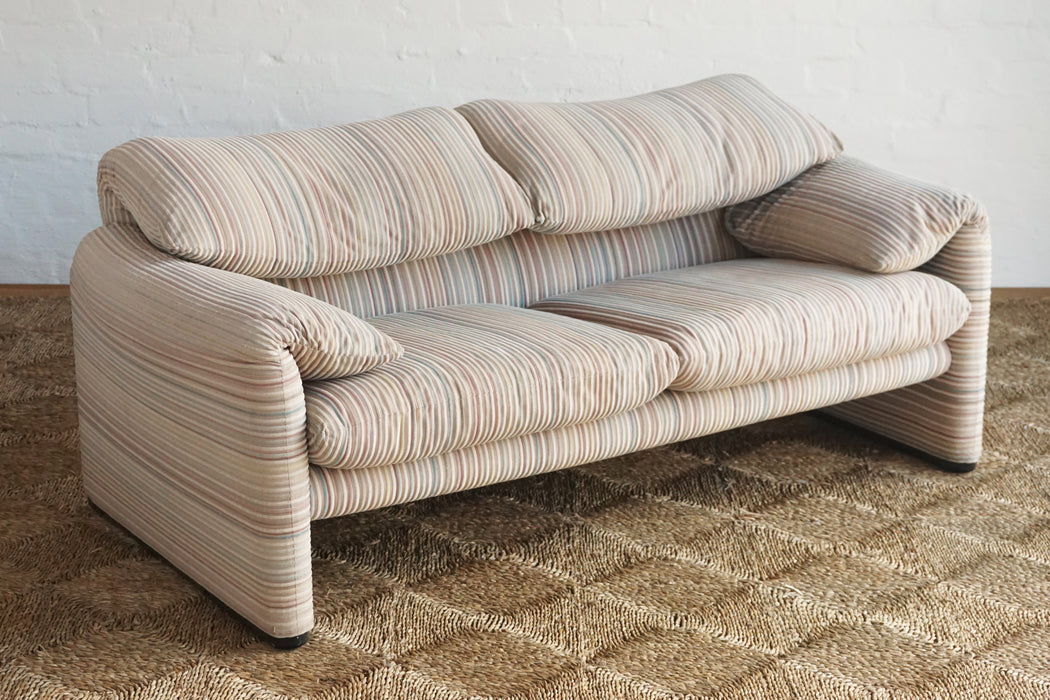 'Maralunga' sofa by Cassina