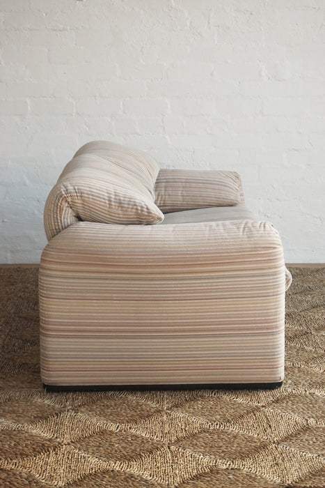 'Maralunga' sofa by Cassina