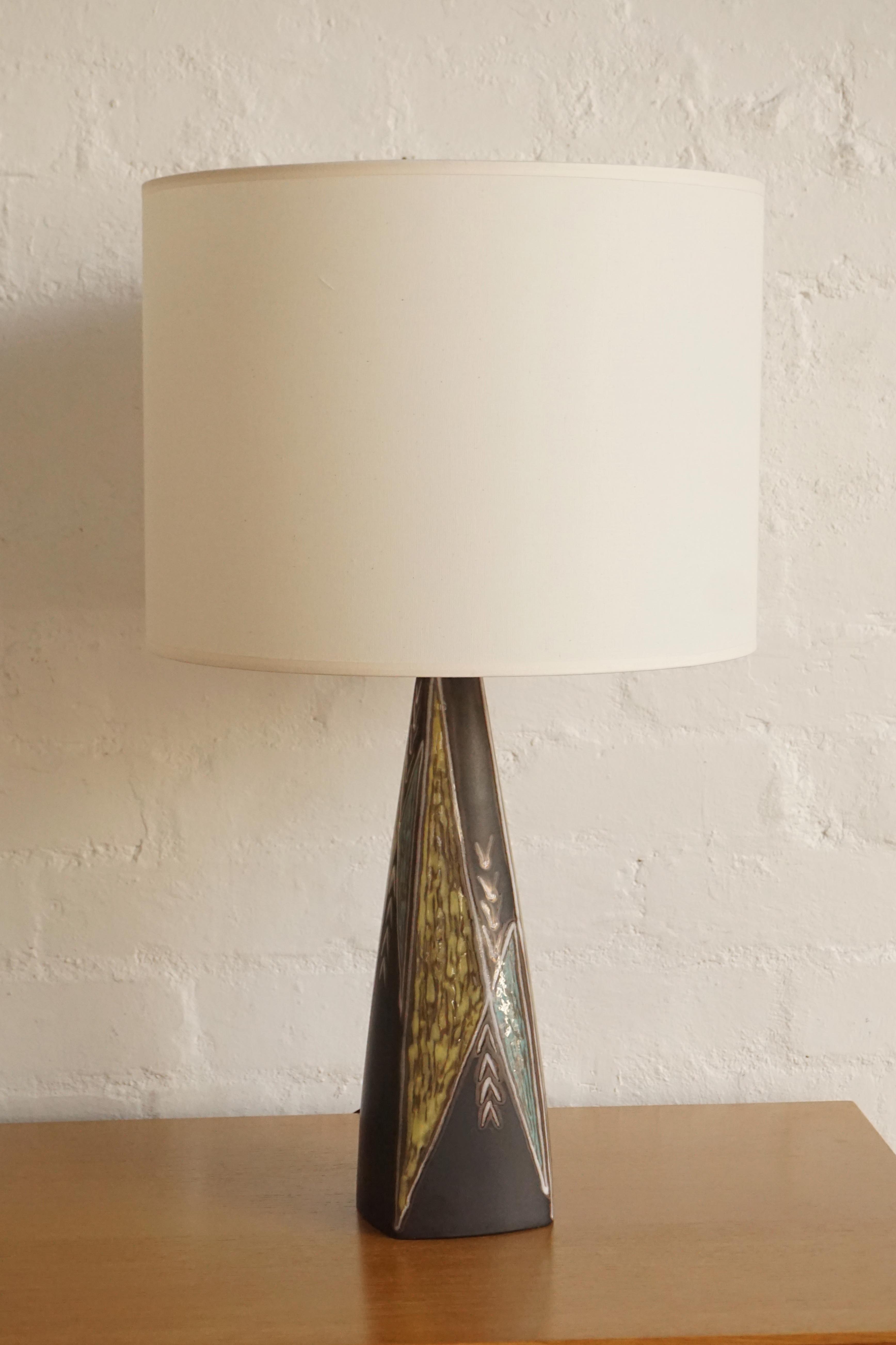 Tall 'Burgundia' Soholm Lamp