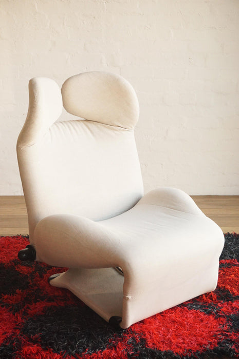 Cassina 'Wink' Lounge Chair- Pair Available