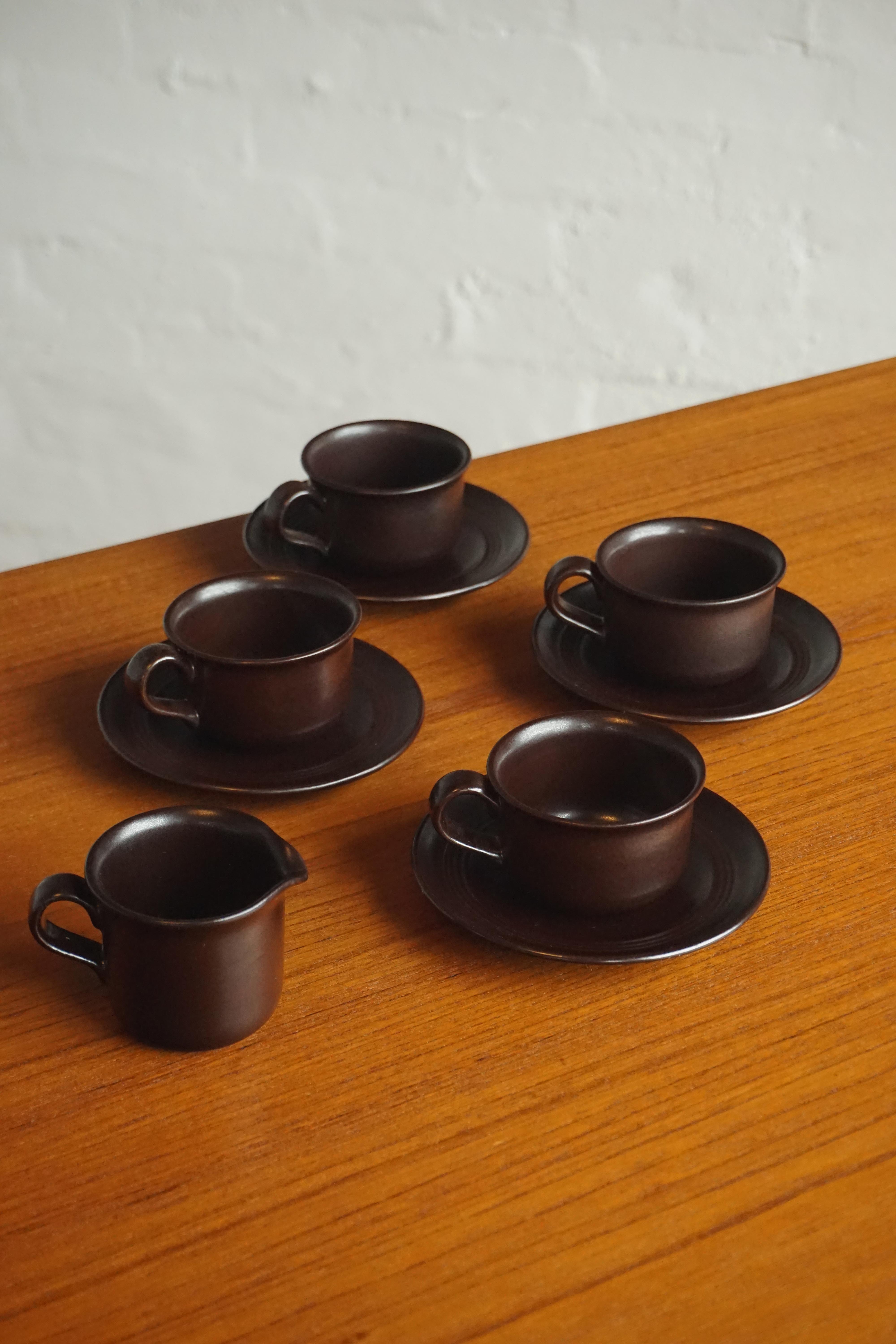 Hoganas Cups & Saucers