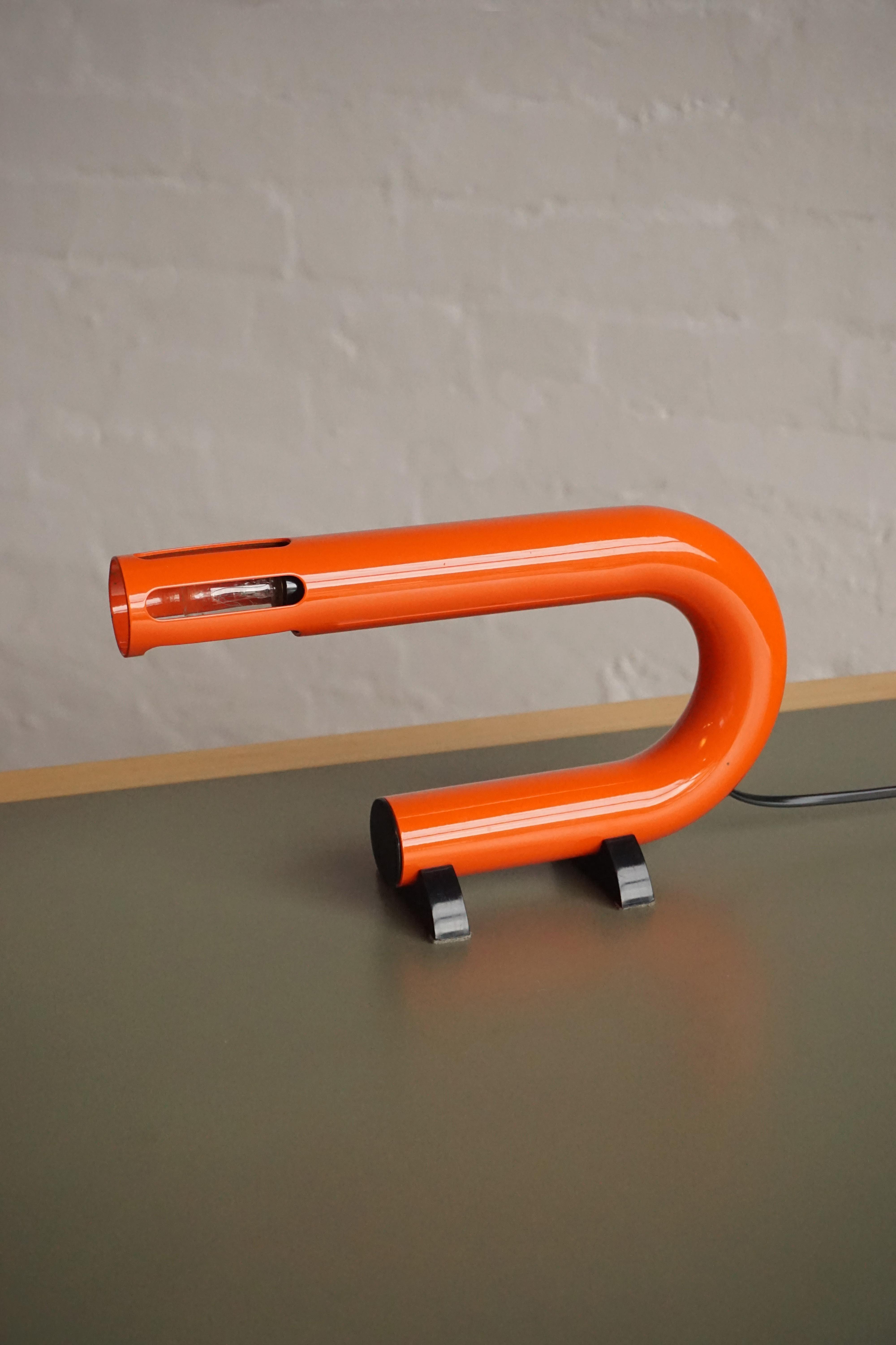 Luci Desk Lamp