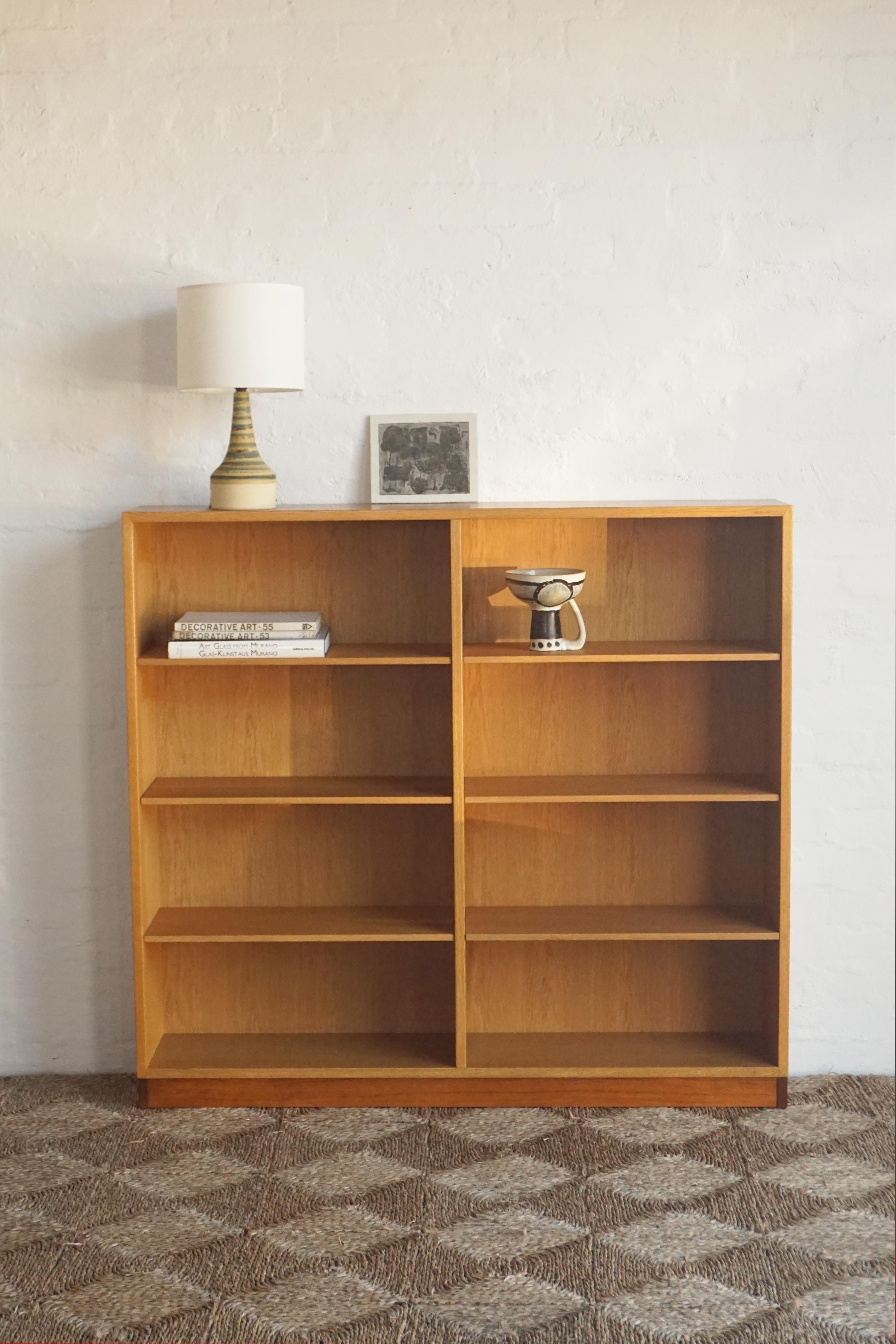 Oresund Tall Oak Bookcase- 26cm