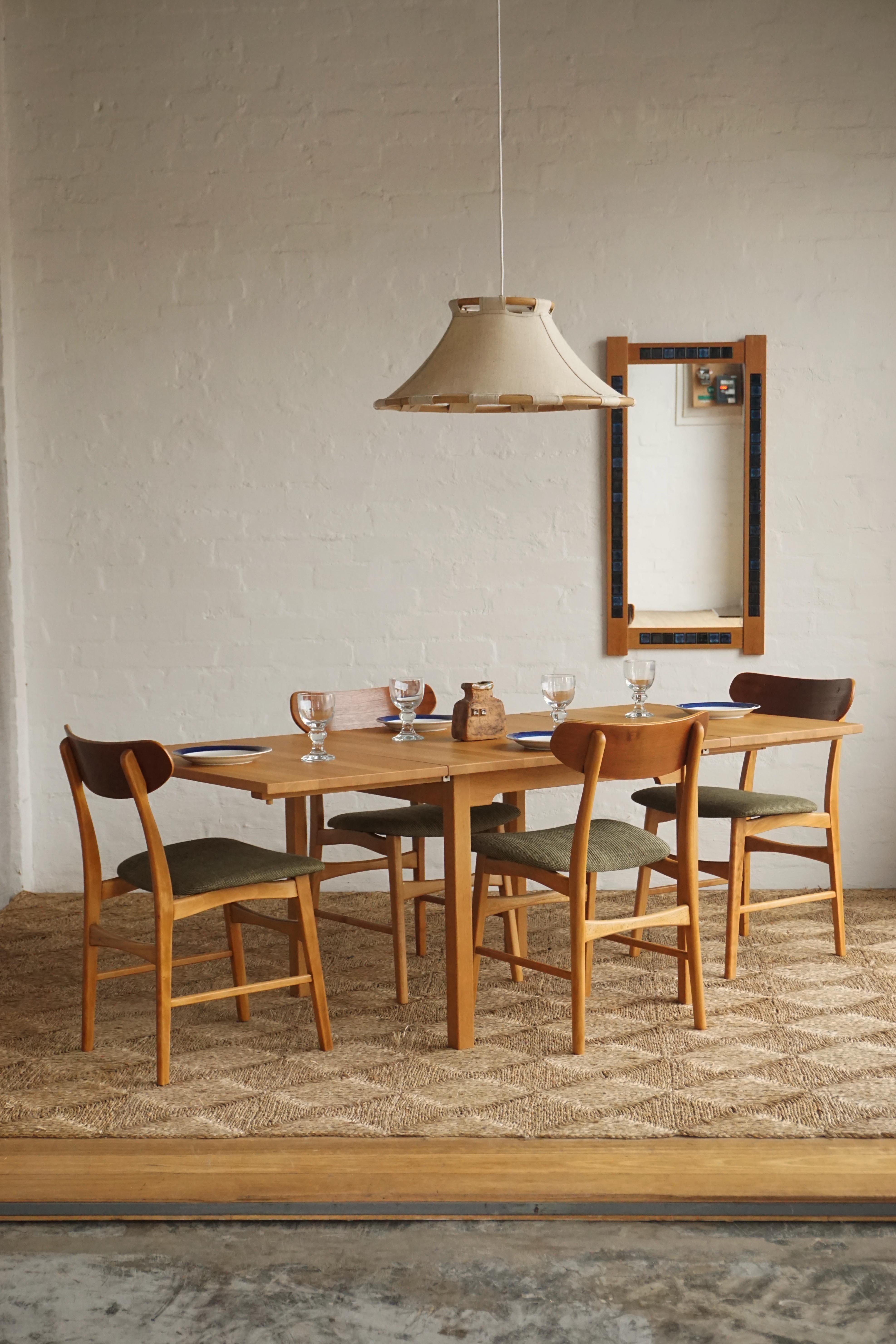 Extendable Oak Dining Table