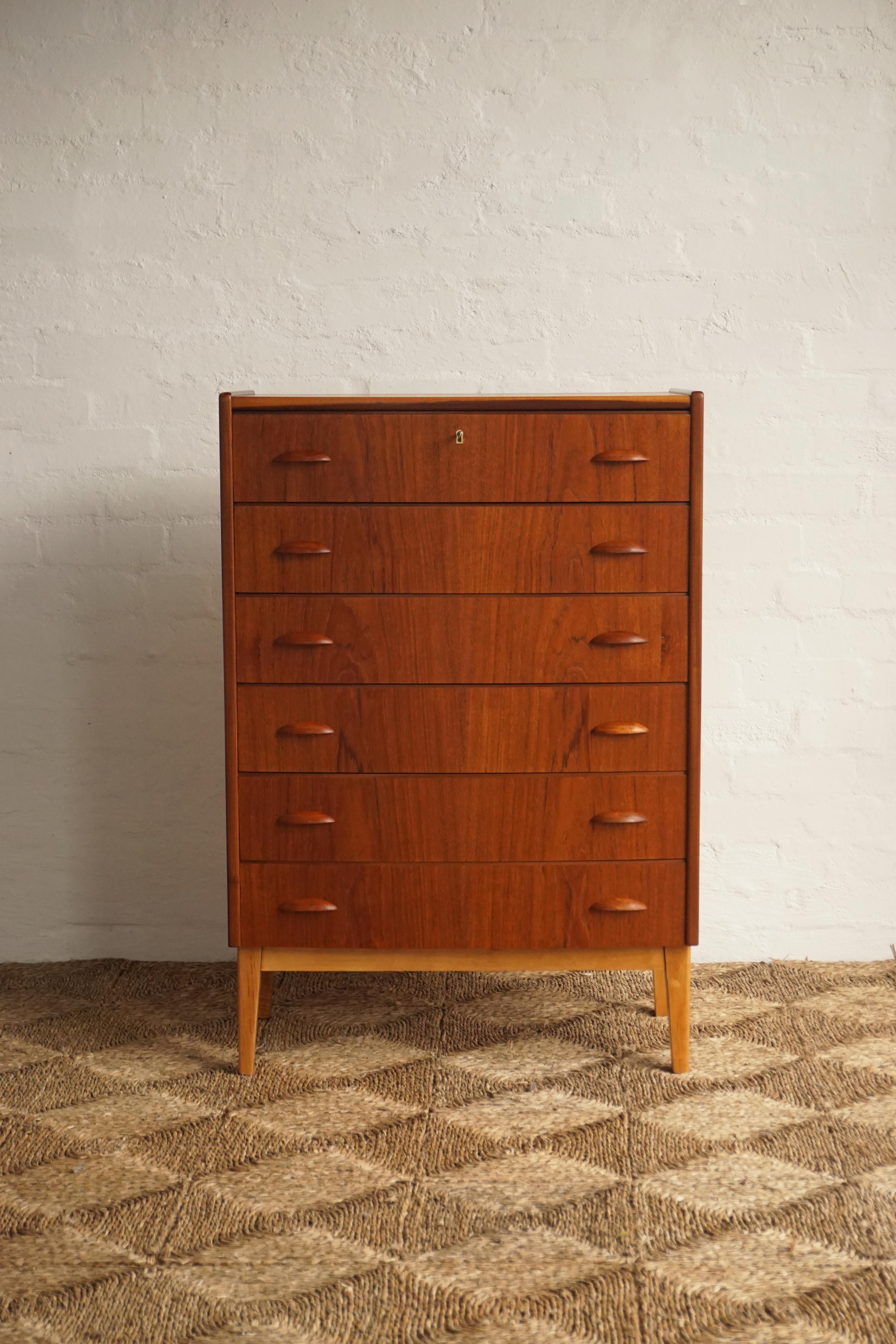 HOLD / Teak & Beech Chest of Drawers
