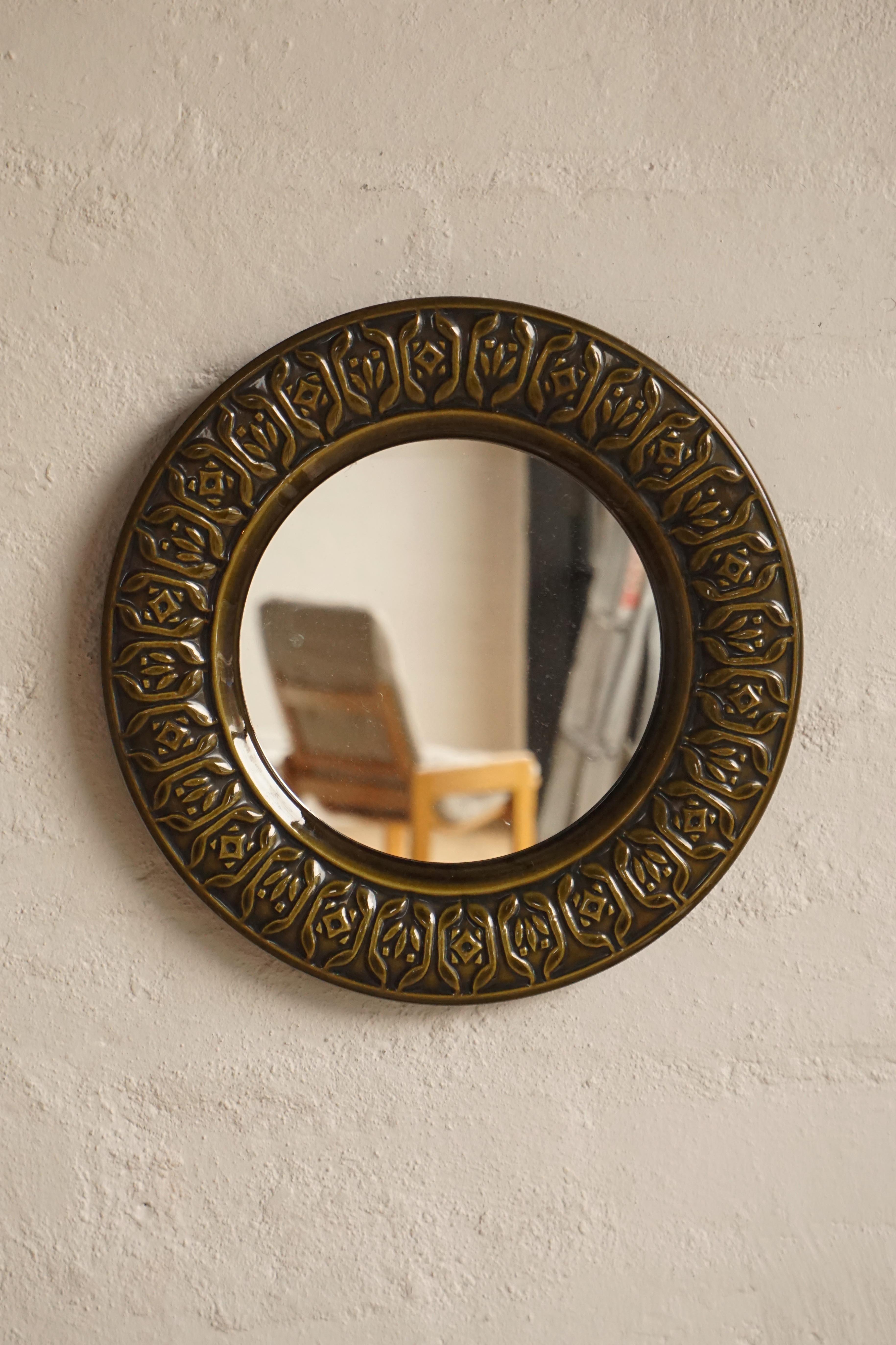 Green Ceramic Mirror