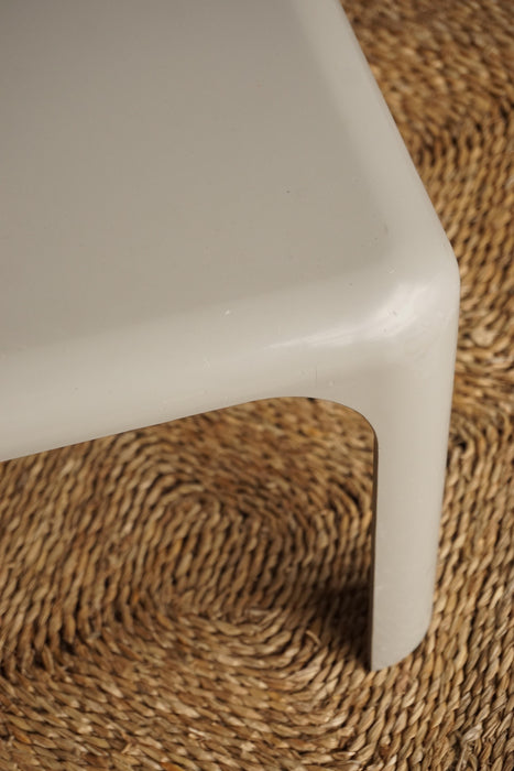 Magistretti 'Demetrio' Coffee Table